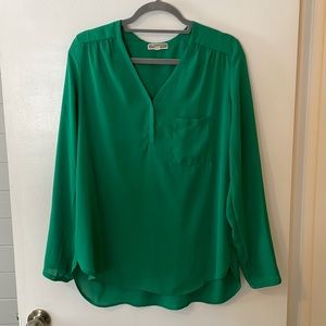 Womens Kelly green blouse